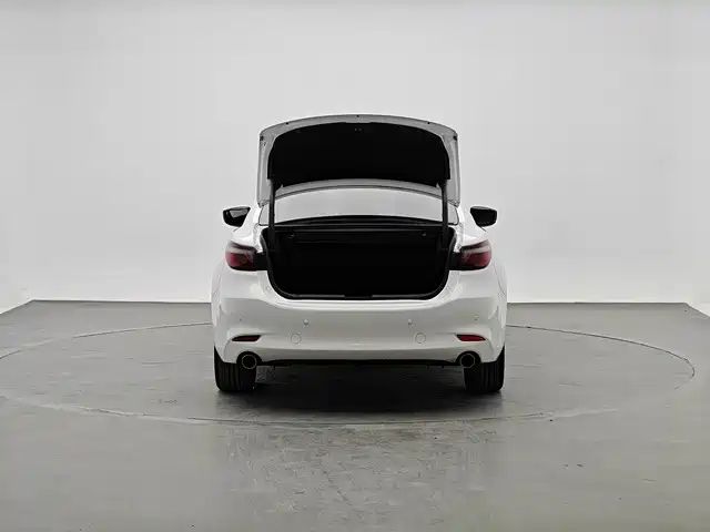 Mazda atez