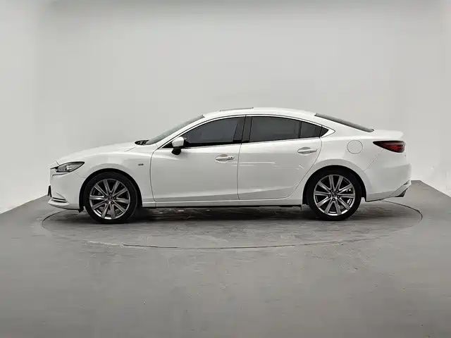 Mazda atez