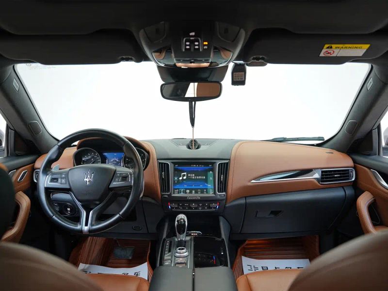 Maserati suv