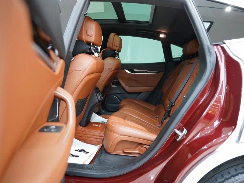 Maserati suv