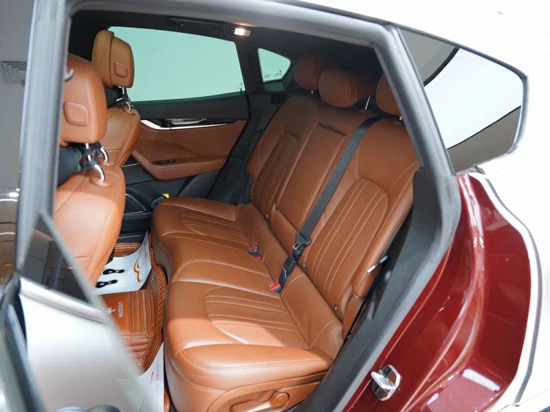Maserati suv