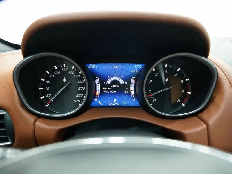Maserati suv