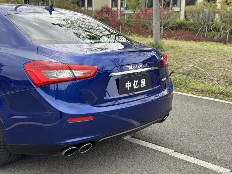 Maserati ghibli