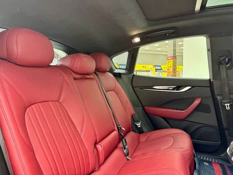 Maserati suv