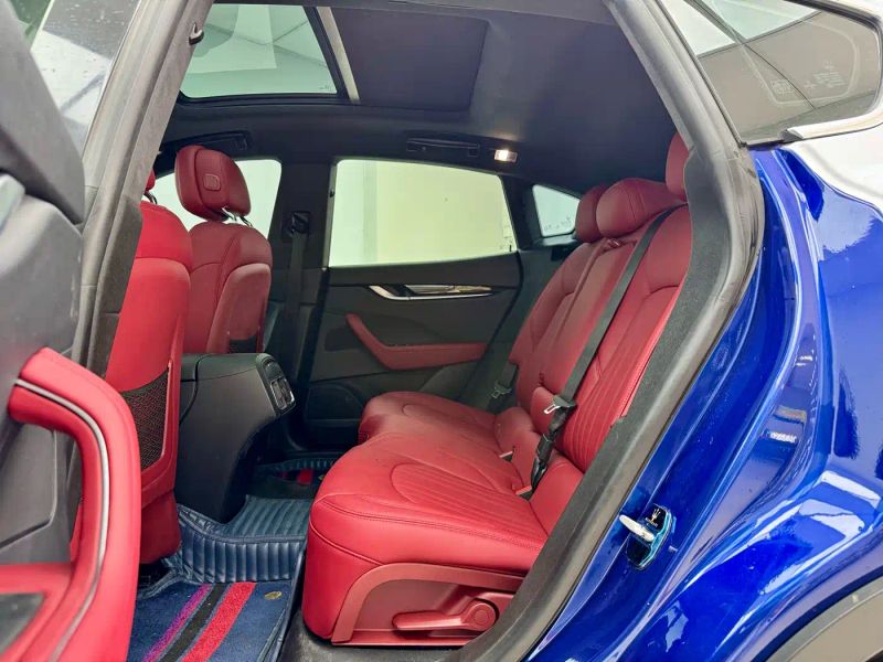 Maserati suv