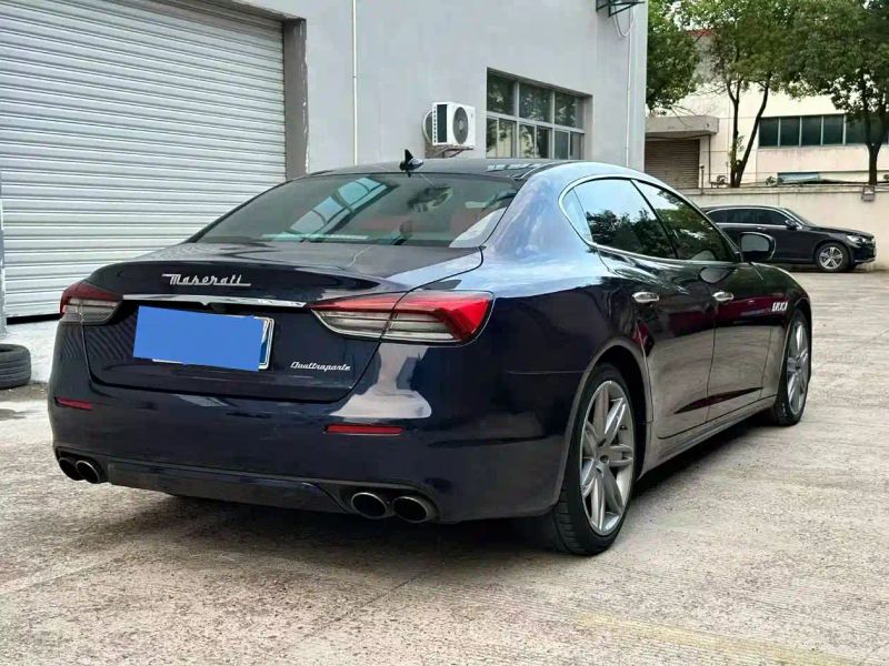 Maserati sedan