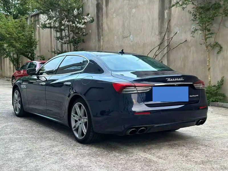 Maserati sedan