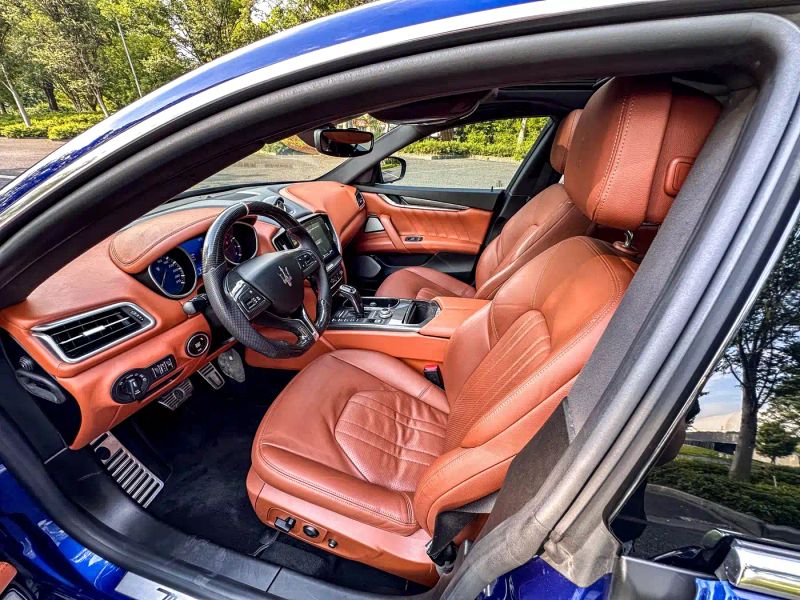 Maserati ghibli