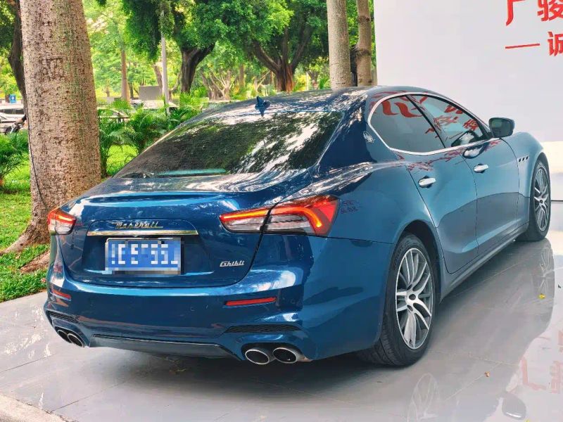 Maserati ghibli