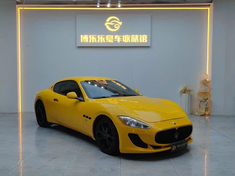 Maserati granturismo