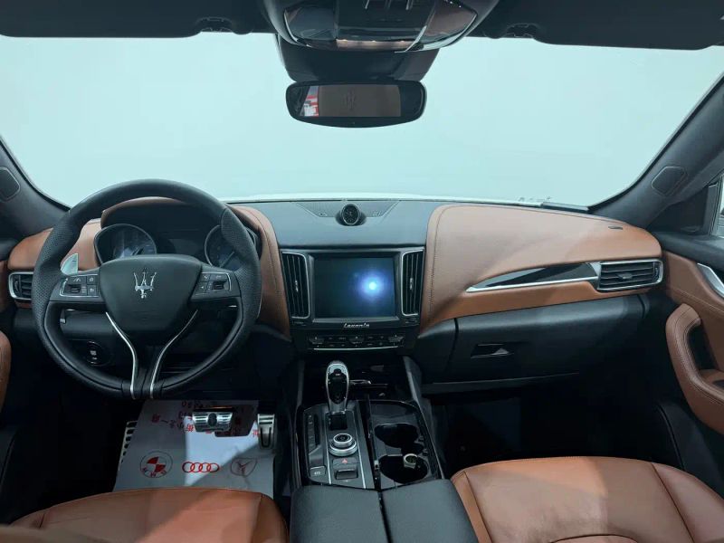 Maserati suv