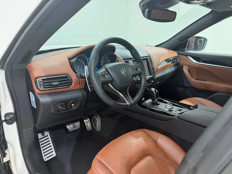 Maserati suv