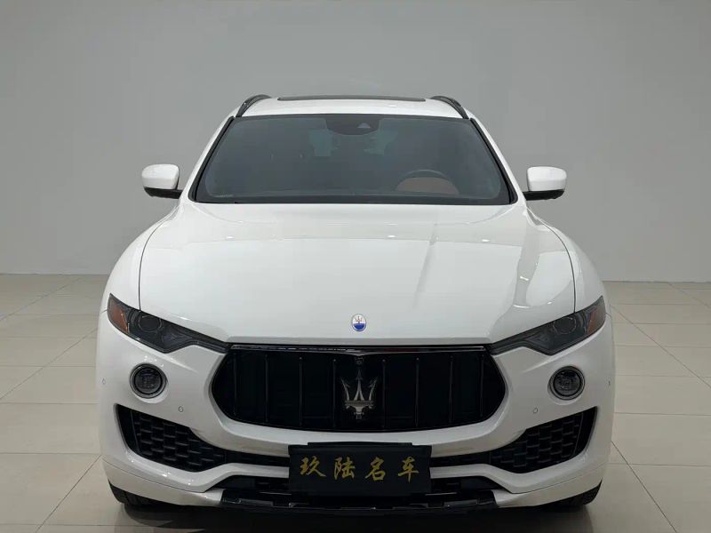 Maserati suv