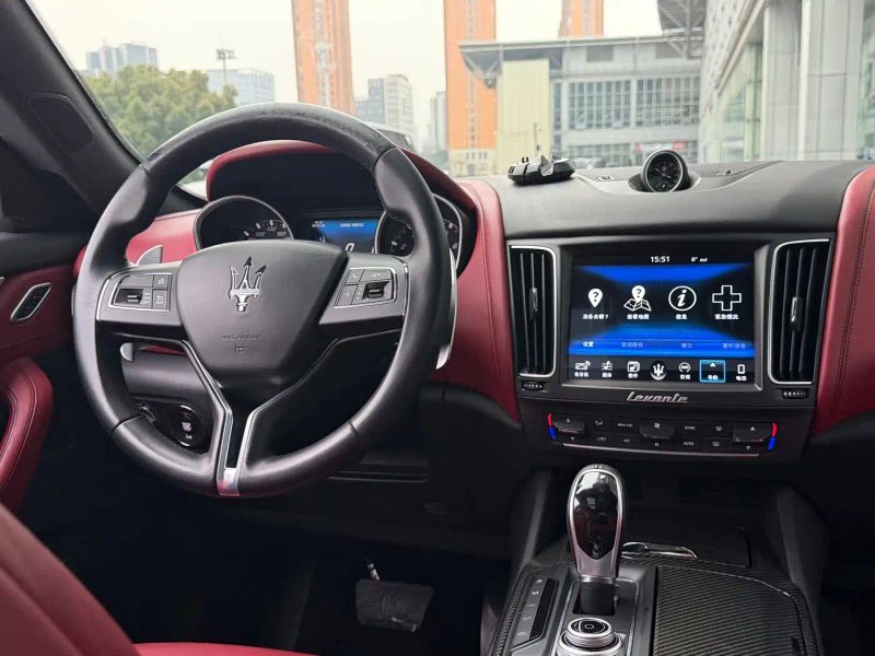 Maserati suv