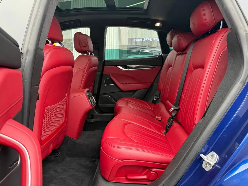 Maserati suv