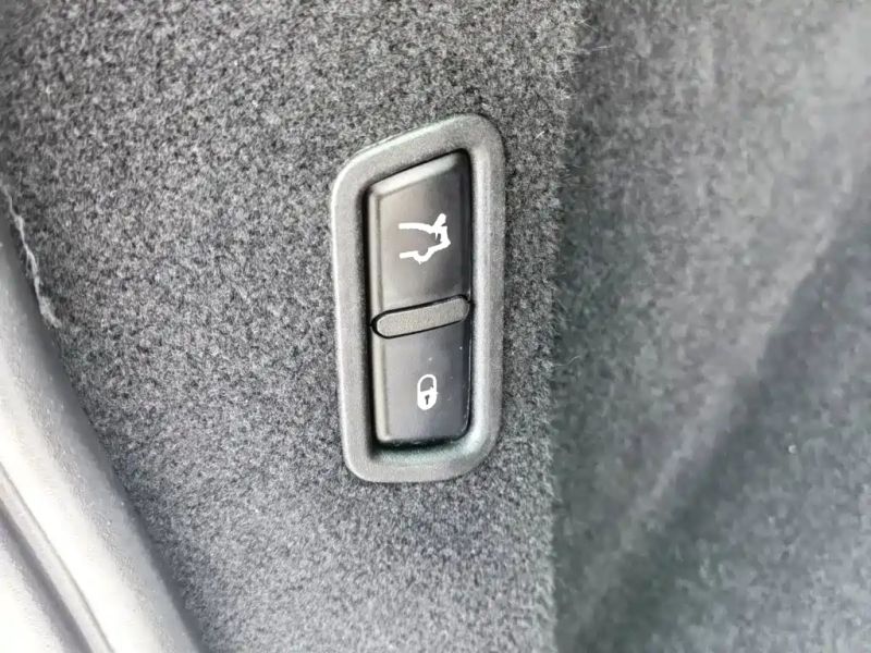 Maserati suv