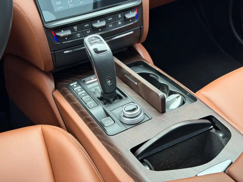 Maserati sedan