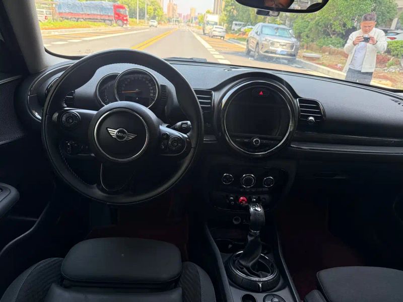 Mini clubman