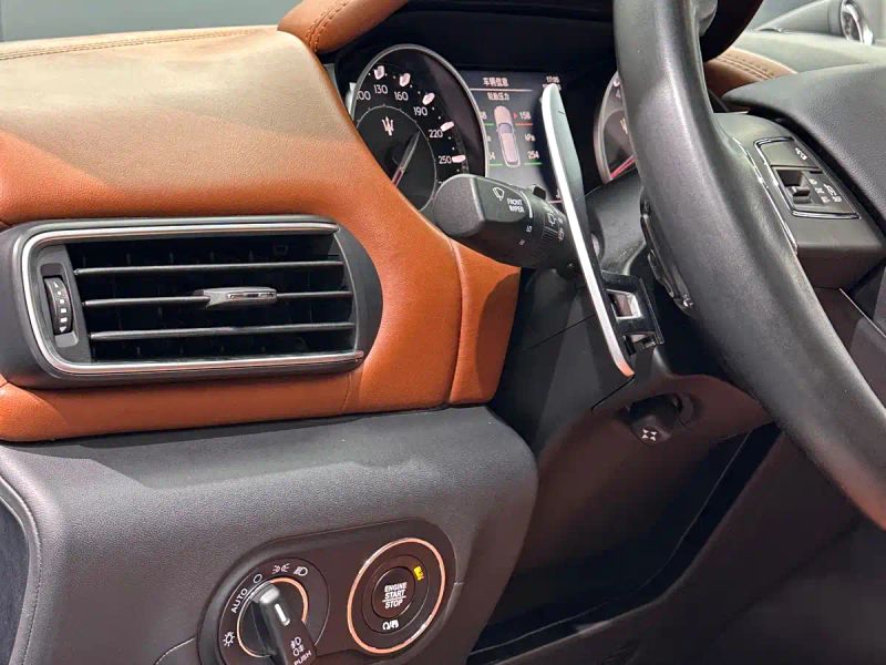 Maserati suv