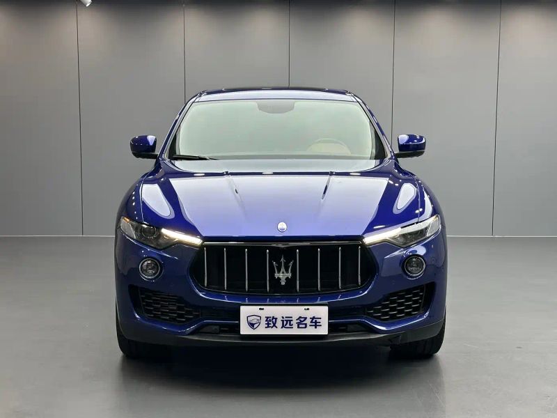 Maserati suv