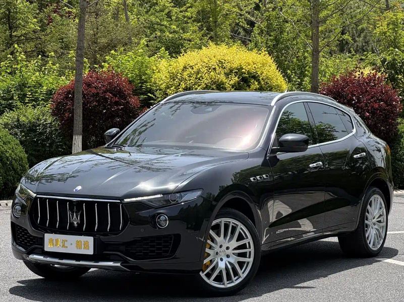 Maserati suv
