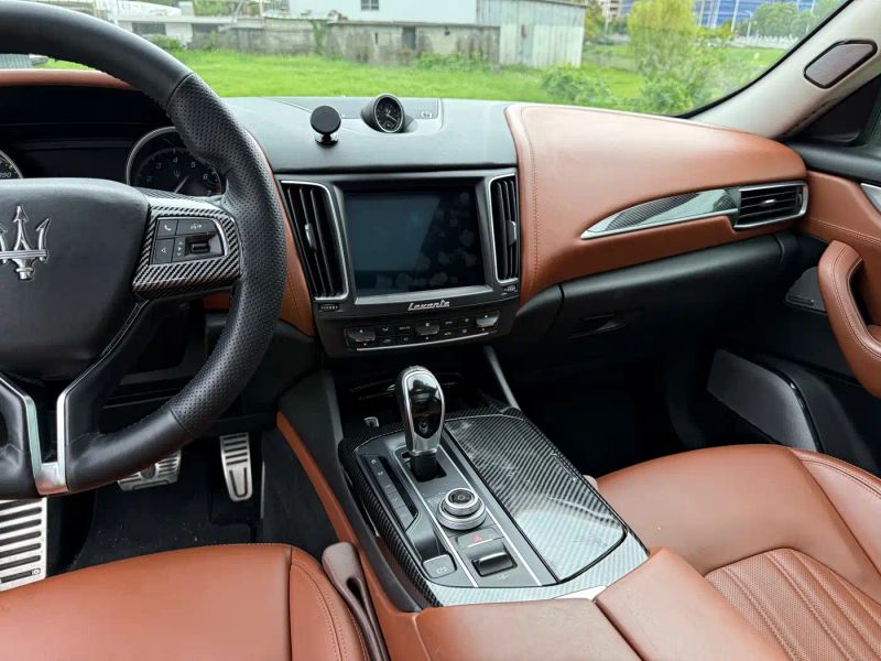 Maserati suv