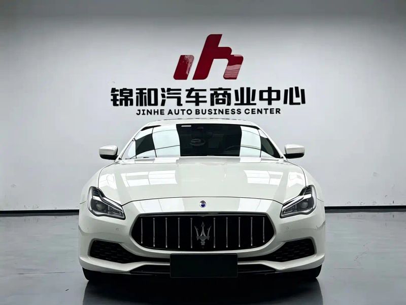 Maserati sedan