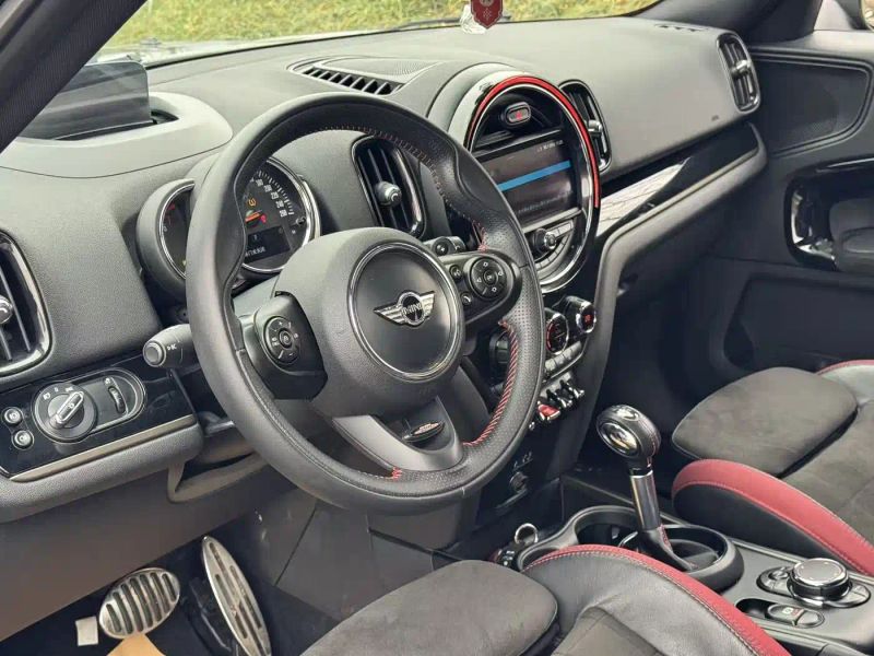 Mini countryman