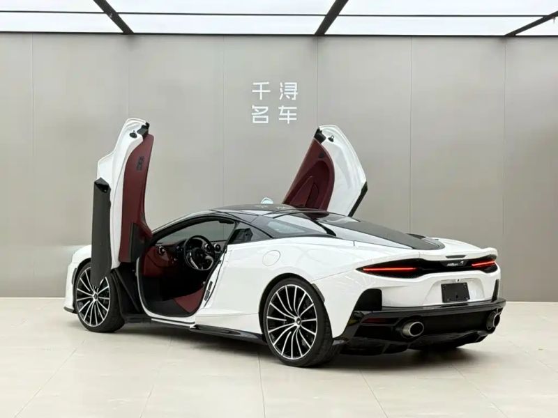 Mclaren GT