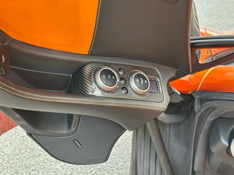 Mclaren mclaren_mp4-12c