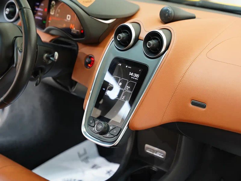Mclaren 570