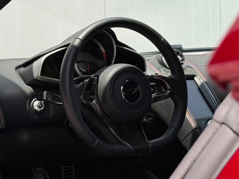 Mclaren mclaren_650s