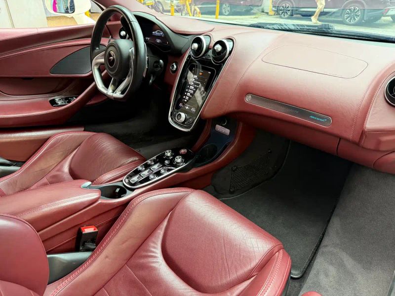 Mclaren GT