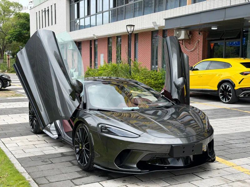 Mclaren GT