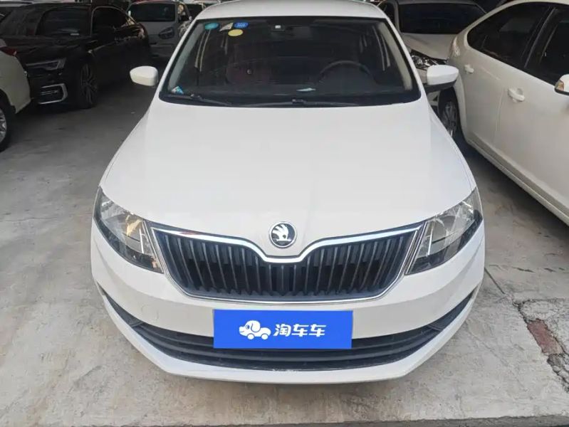 kemike sedan