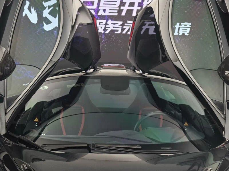 Mclaren mclaren_720s