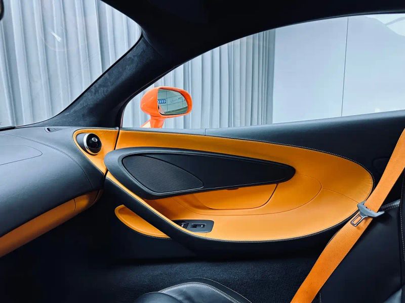 Mclaren 570