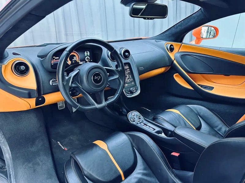 Mclaren 570