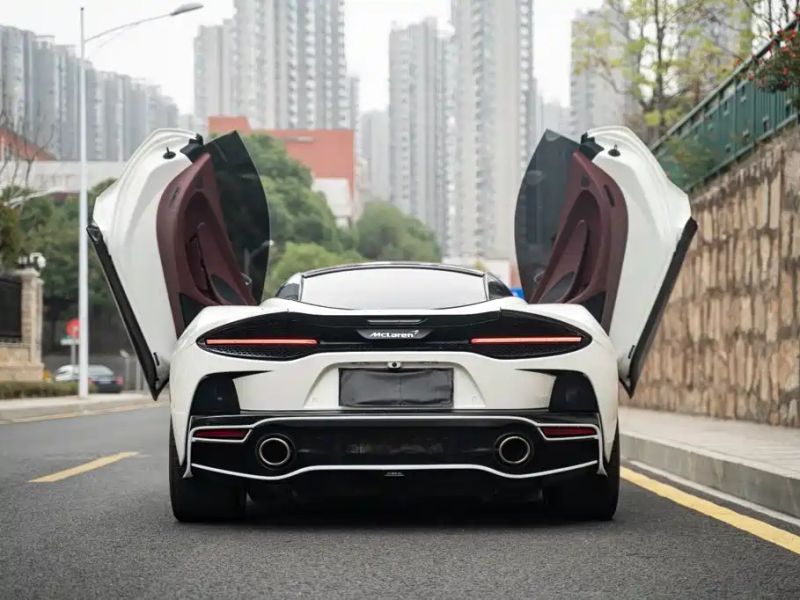 Mclaren GT