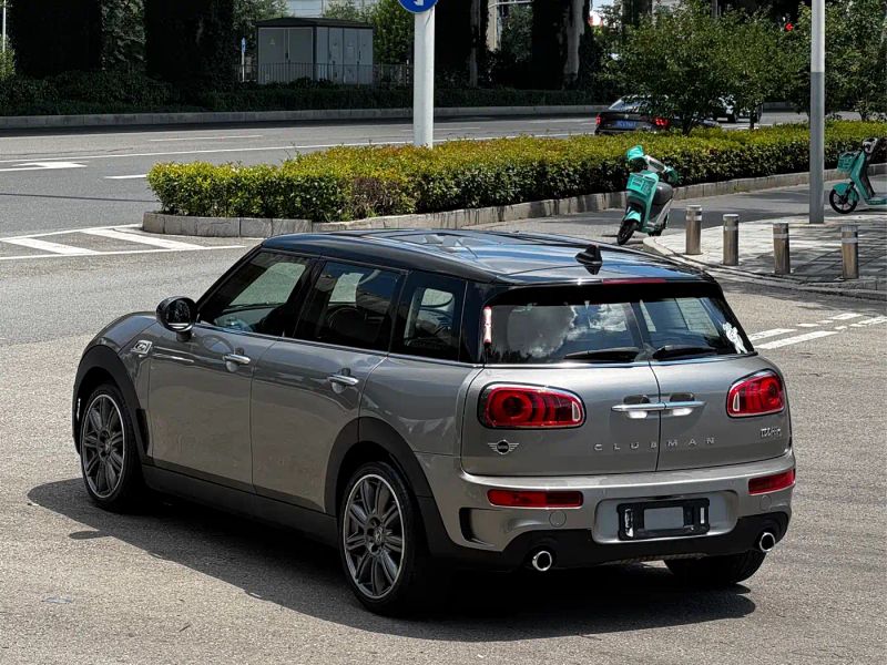 Mini clubman