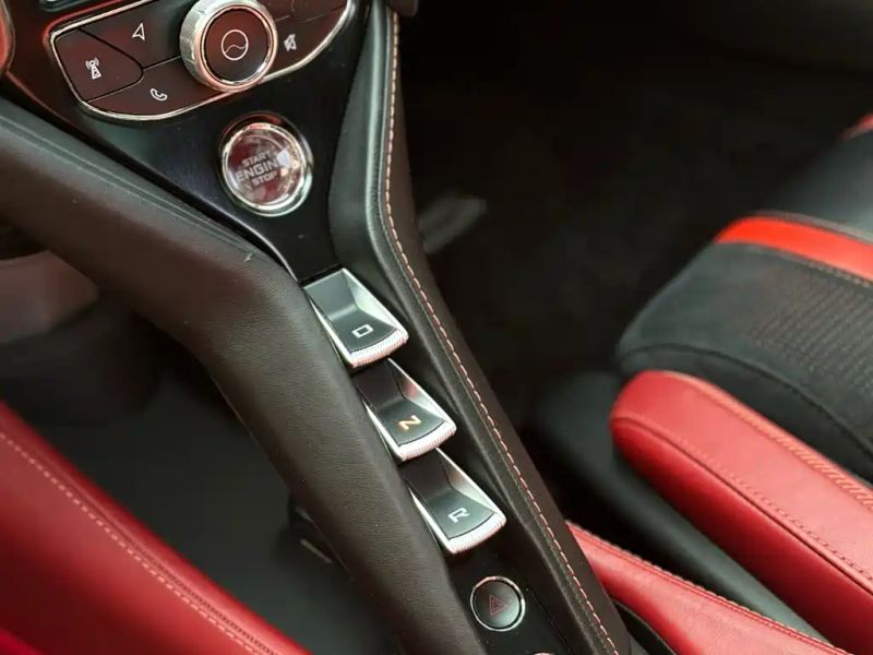 Mclaren mclaren_720s