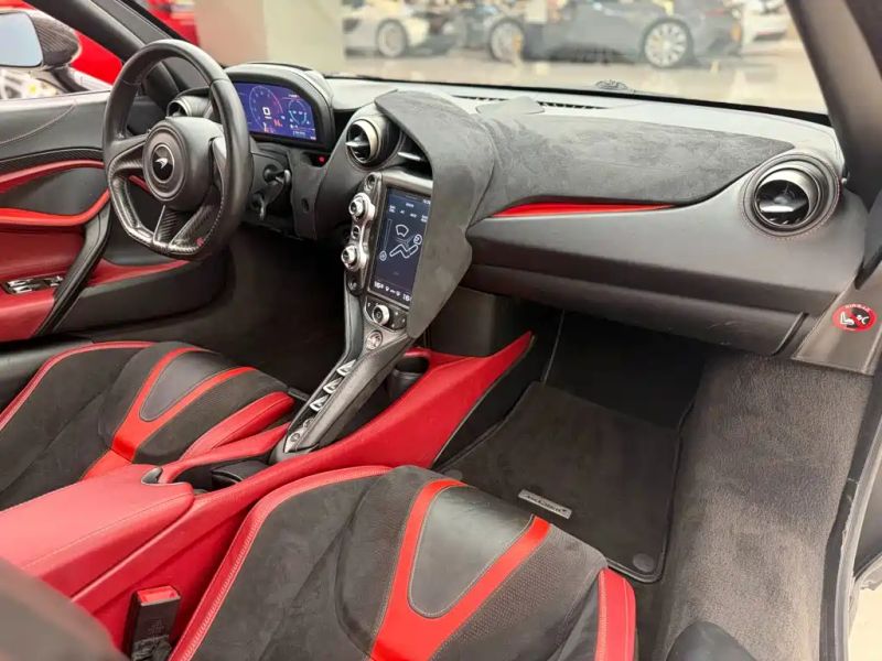 Mclaren mclaren_720s