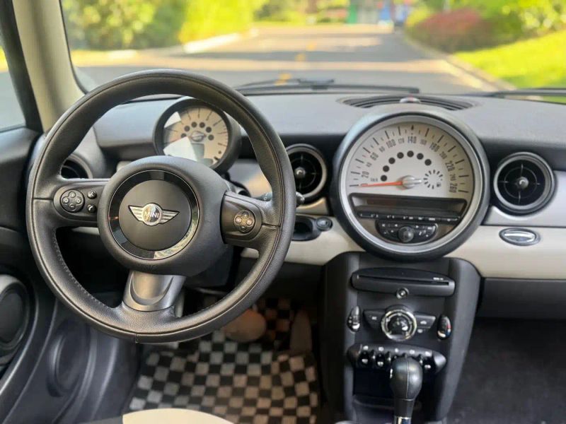 Mini clubman