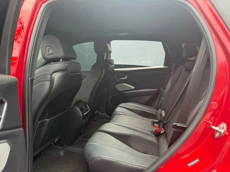 Acura suv