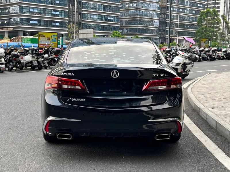 Acura tlx-l