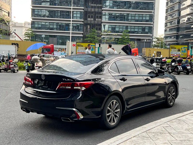 Acura tlx-l