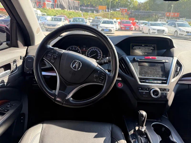 Acura MDX