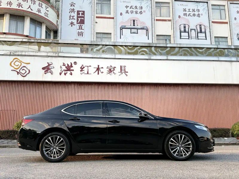 Acura TLX