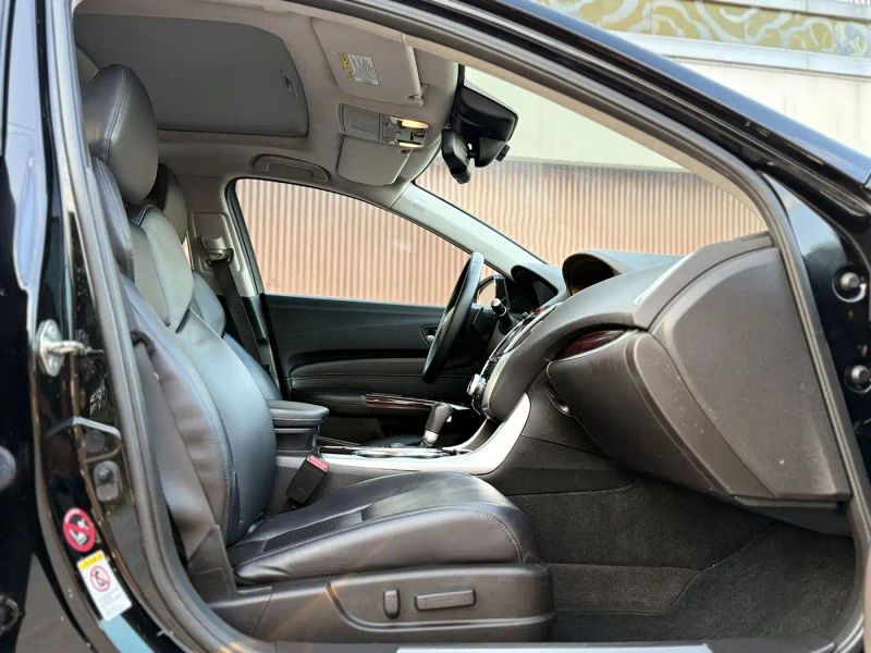 Acura TLX