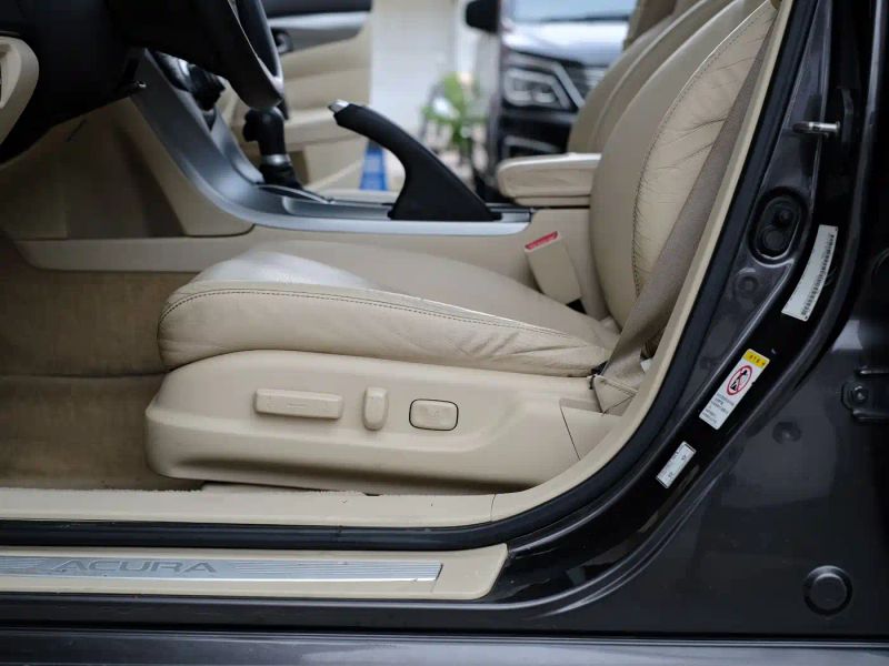 Acura TL